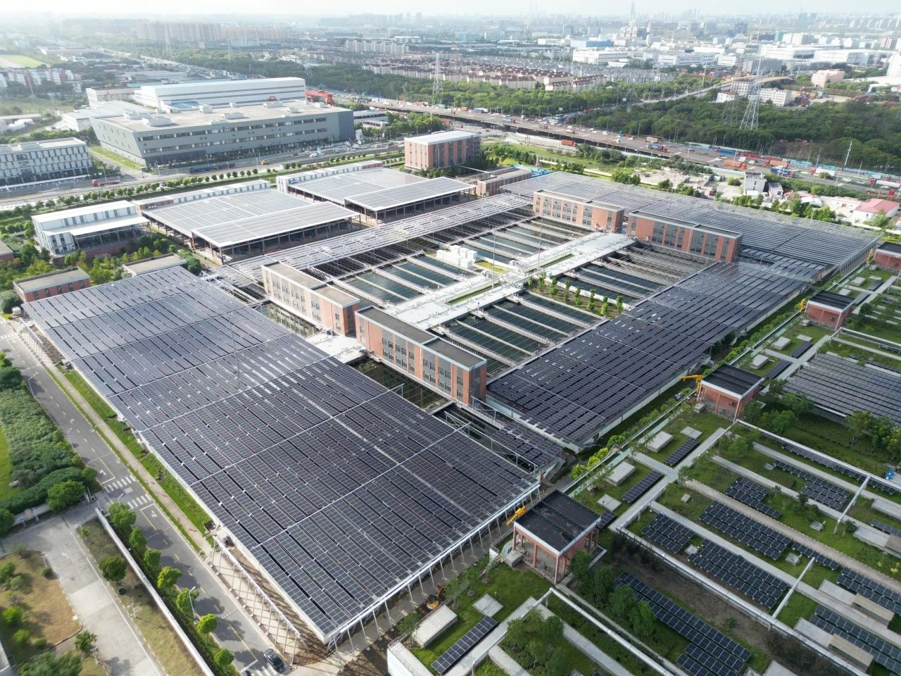 光伏赋能 j9游戏水务绘就高质量发展亮丽底色